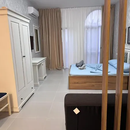 Apartment Aliona Santorini Drymades, Dhermi Gjilek