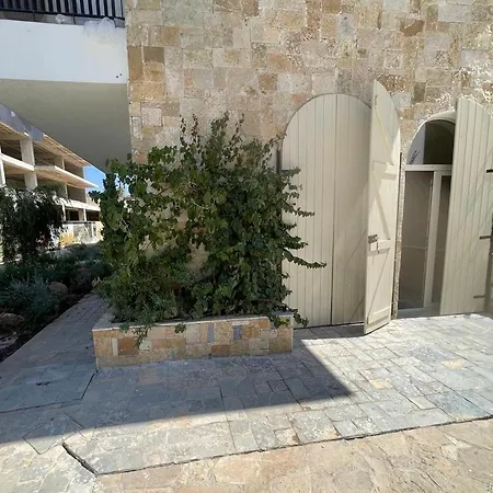 Aliona Santorini Drymades, Dhermi *