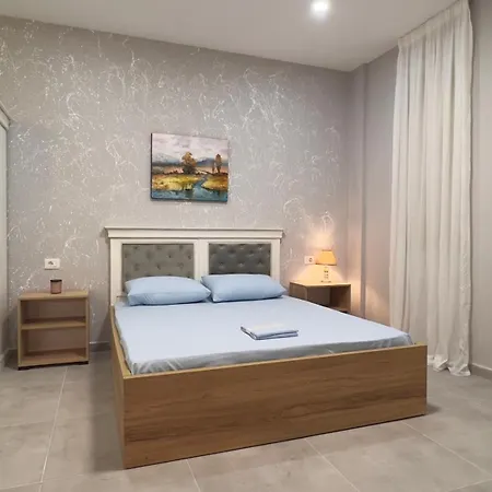 Apartment Aliona Santorini Drymades, Dhermi Gjilek